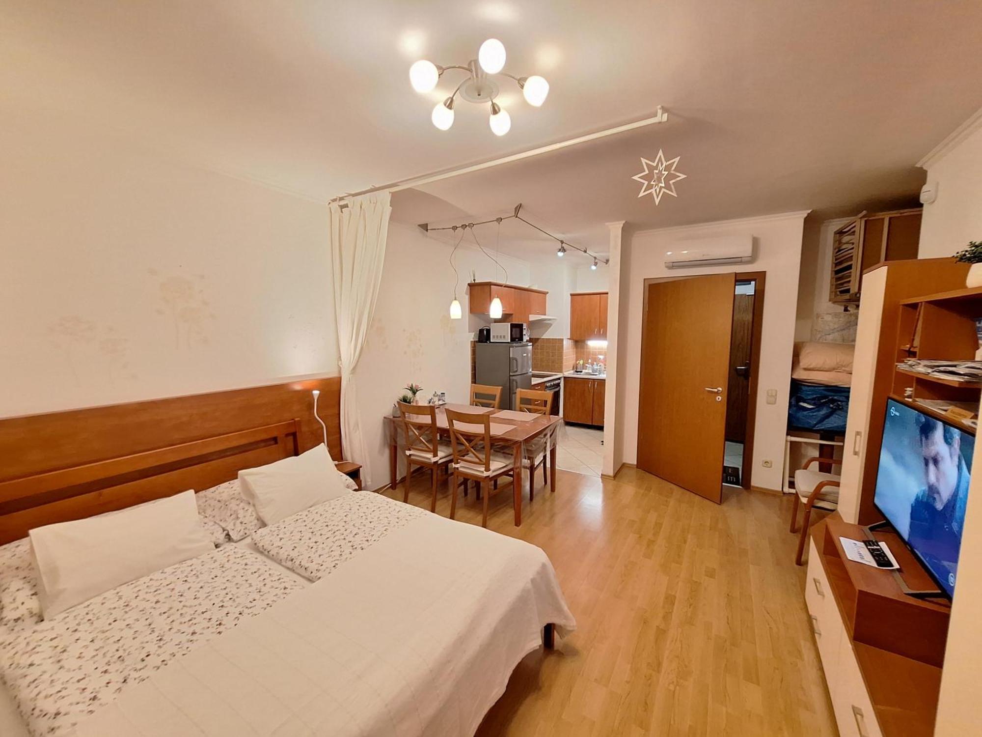 Sunny Apartman Siofok Exterior photo